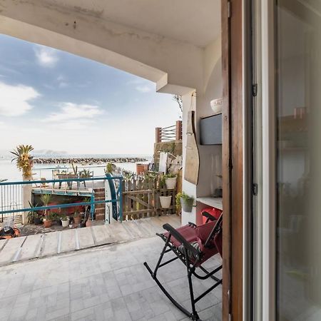 Marevestrum - Incantevole Casa Con Accesso Diretto In Spiaggia Bacoli Zewnętrze zdjęcie