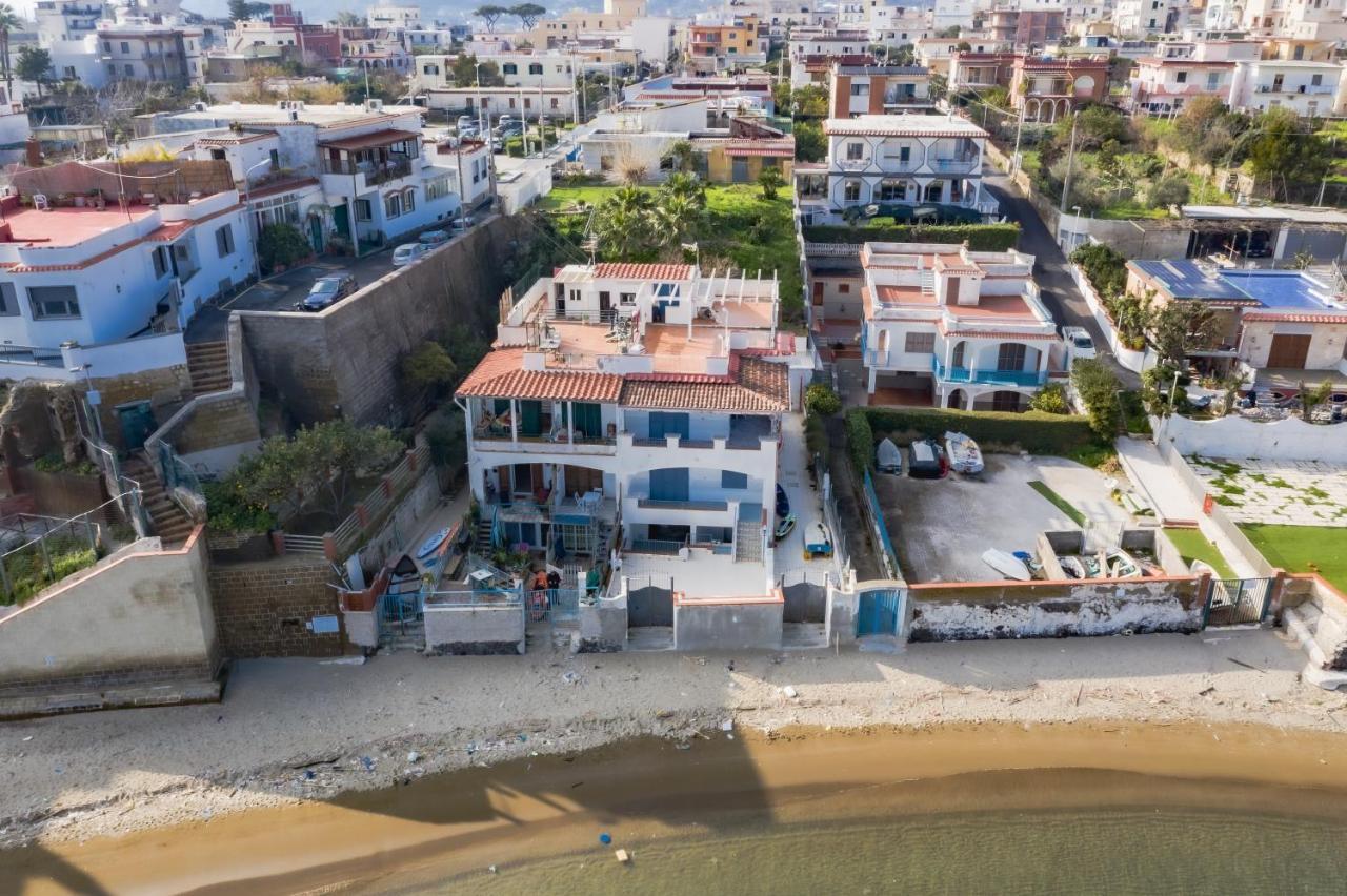 Marevestrum - Incantevole Casa Con Accesso Diretto In Spiaggia Bacoli Zewnętrze zdjęcie