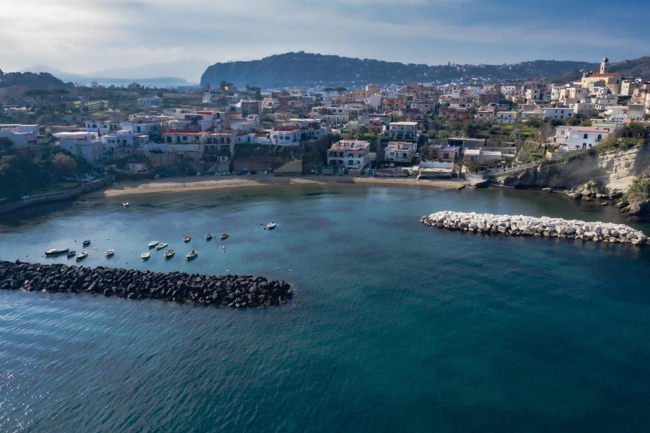 Marevestrum - Incantevole Casa Con Accesso Diretto In Spiaggia Bacoli Zewnętrze zdjęcie
