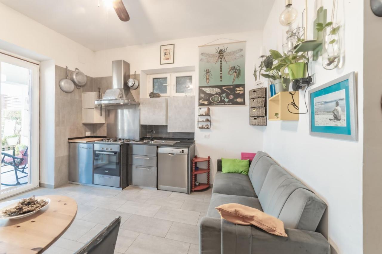 Marevestrum - Incantevole Casa Con Accesso Diretto In Spiaggia Bacoli Zewnętrze zdjęcie